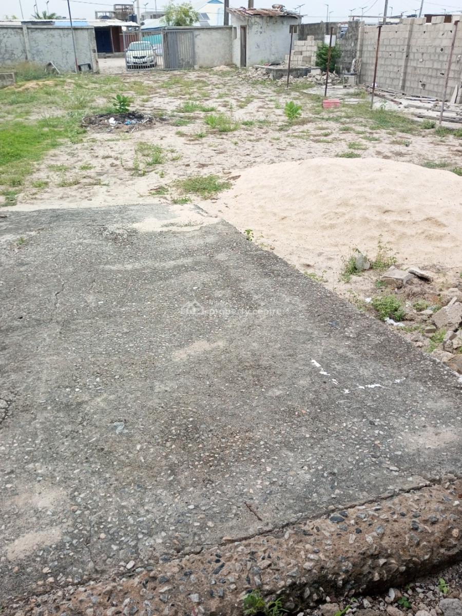 Warehouse Space of Approximately 257sqm with Large Compound Space, Close to The Coastal Road, Okun-ajah, Ajah, Lagos, Warehouse for Rent