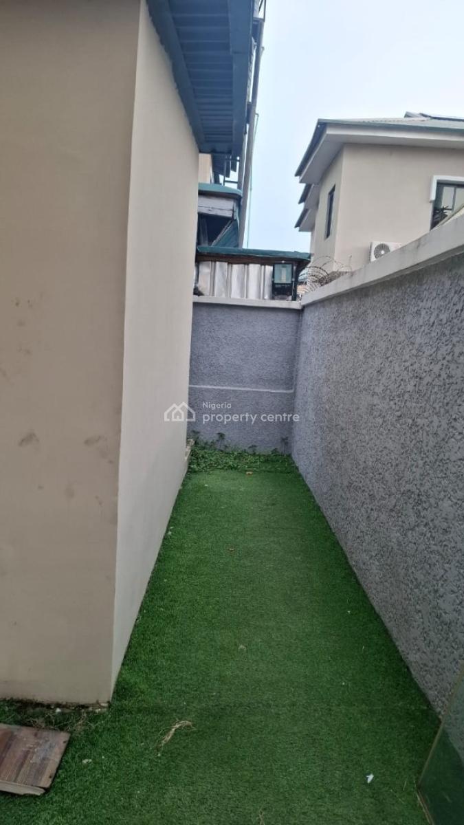Super Large Studio Apartment, Oba Adeyinka Oyekan Estate, Lekki Phase 1, Lekki, Lagos, Self Contain (single Rooms) for Rent