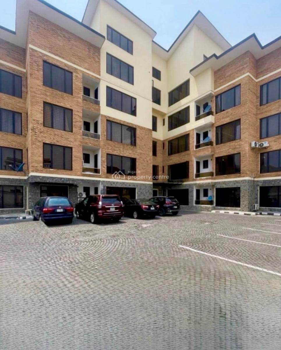 Well Built Fully Serviced 3 Bedroom Apartment with Bq, Lekki Phase 1, Lekki, Lagos, Flat / Apartment for Rent