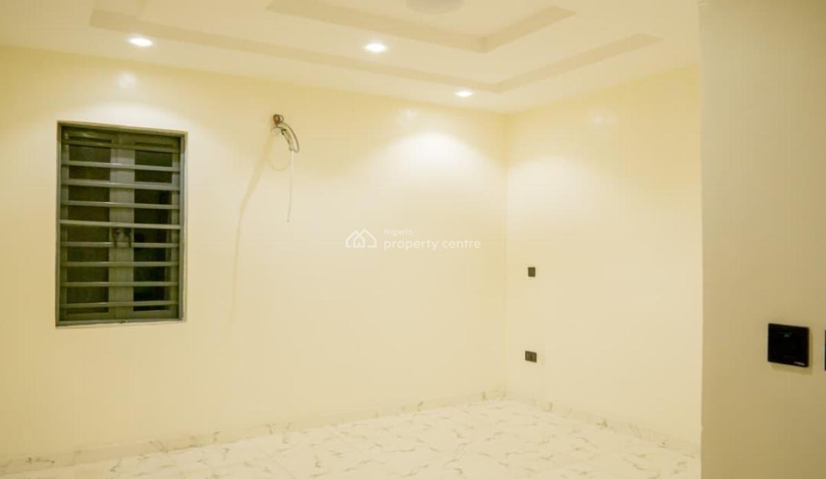 4 Bedrooms Semi Detached - Duplex House + Bq, Gbagada, Lagos, Semi-detached Duplex for Sale
