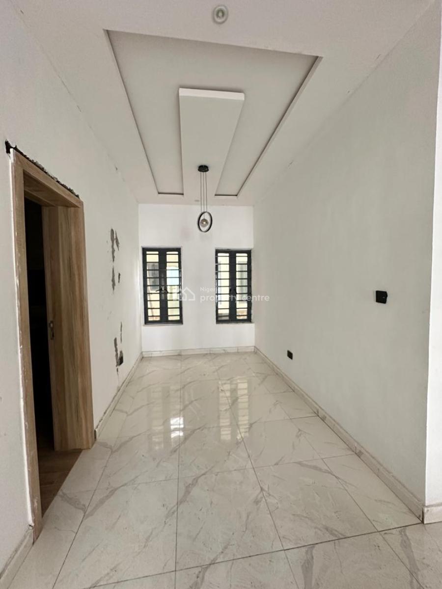 Spacious 2 Bedroom Apartment, Mobile Road Ajah Lekki Lagos, Ajah, Lagos, Flat / Apartment for Sale