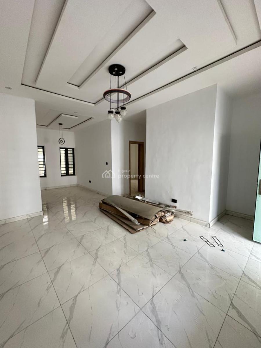 Spacious 2 Bedroom Apartment, Mobile Road Ajah Lekki Lagos, Ajah, Lagos, Flat / Apartment for Sale