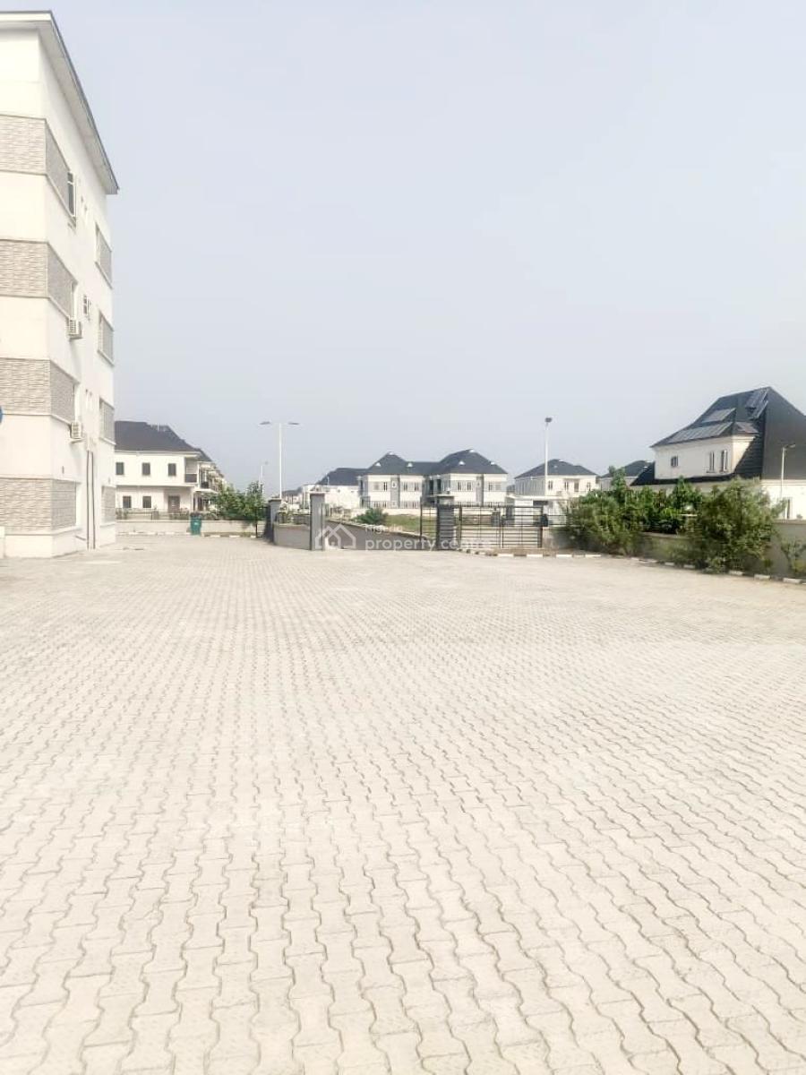 Spacious 2 Bedrooms Flat Serviced Apartment, Amen Estate Phase 2, Eleko, Ibeju Lekki, Lagos, Flat / Apartment for Sale