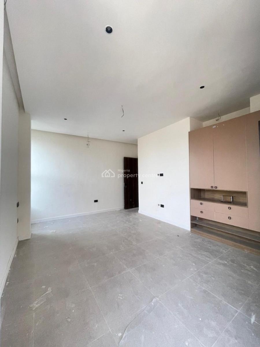 Built 2  Bed Apartment with Elevator, Gym Swimming Pool and*️, Lekki Phase 1 Lagos, Lekki Phase 1, Lekki, Lagos, Flat / Apartment for Sale