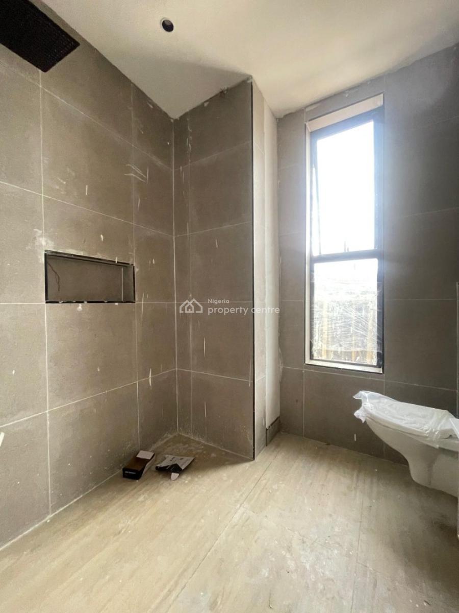 Built 2  Bed Apartment with Elevator, Gym Swimming Pool and*️, Lekki Phase 1 Lagos, Lekki Phase 1, Lekki, Lagos, Flat / Apartment for Sale