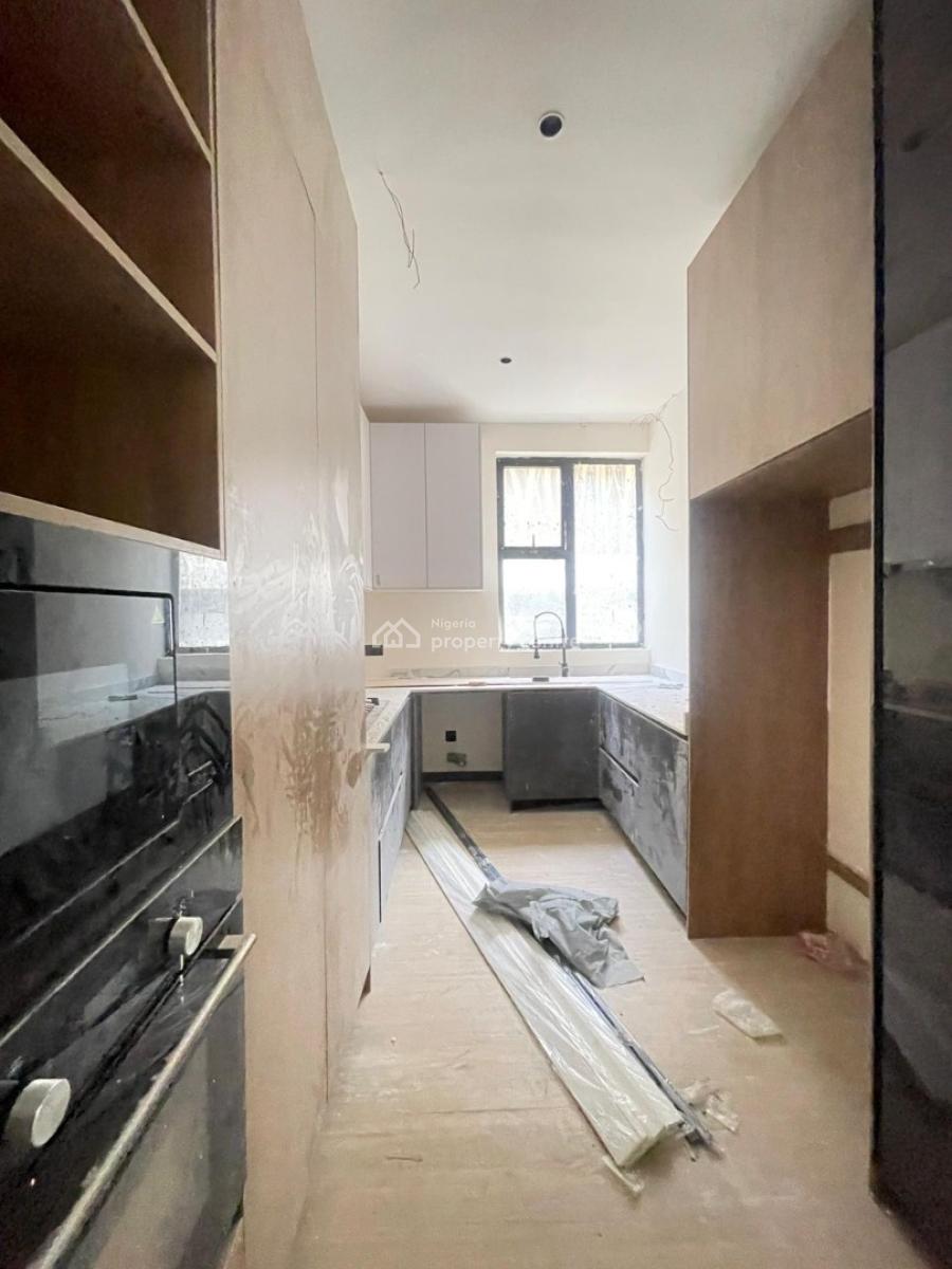 Built 4 Bed Maisonette with Elevator, Gym Swimming Pool and*️, Lekki Phase 1 Lagos, Lekki Phase 1, Lekki, Lagos, House for Sale