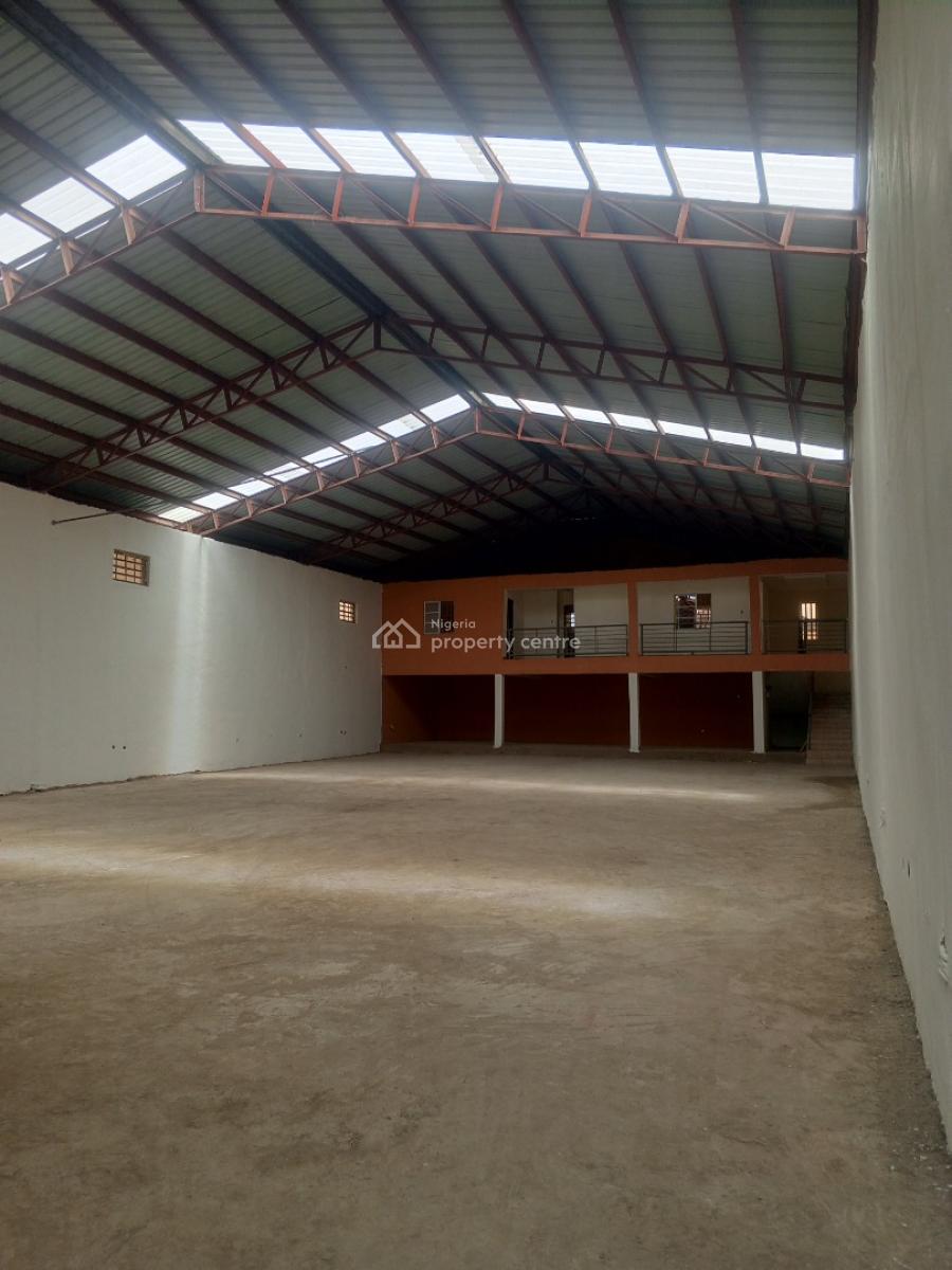 New Warehouses 580sqm 25m and 280sqm 15m Respectively, Along Dei Dei/ Kubwa Express Highway, Kubwa, Abuja, Warehouse for Rent