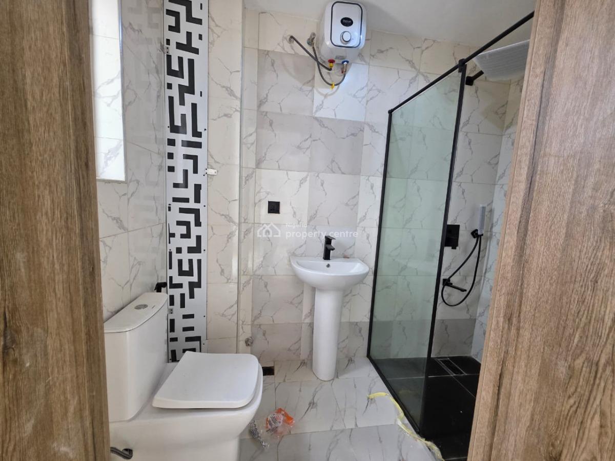 1 Bedroom Apartment with Swimming Pool, Lekki Phase 1 Lagos, Lekki Phase 1, Lekki, Lagos, Mini Flat (room and Parlour) for Sale