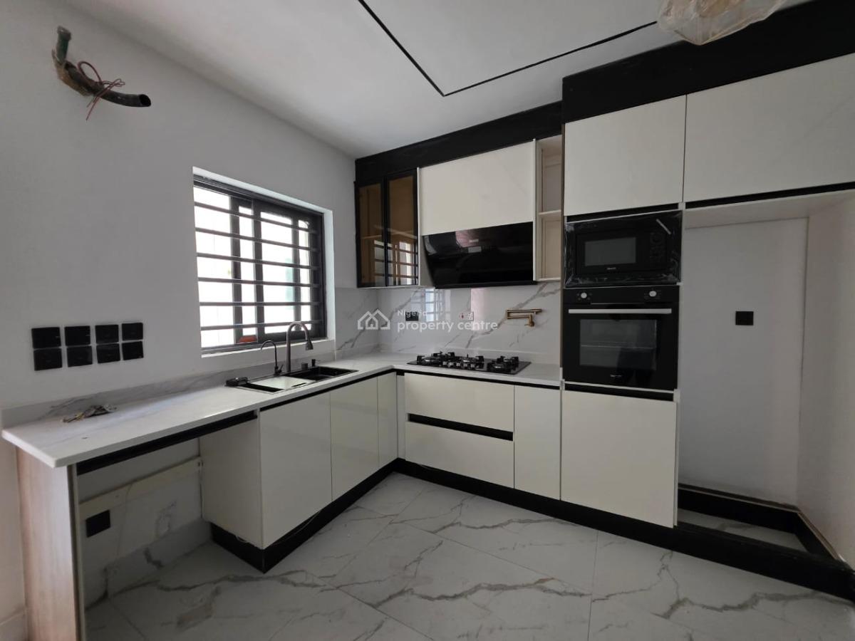1 Bedroom Apartment with Swimming Pool, Lekki Phase 1 Lagos, Lekki Phase 1, Lekki, Lagos, Mini Flat (room and Parlour) for Sale