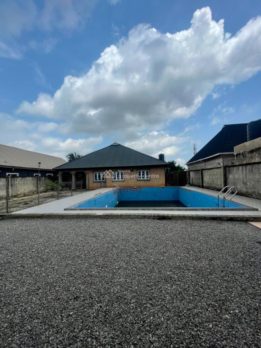 Well Built 3 Bedrolm Bungalow with Pool, Well Built 3 Bedroon Bungalow with Cctv.swimming Pool in Ogijo Ikorodu, Ebute, Ikorodu, Lagos, Detached Bungalow for Sale