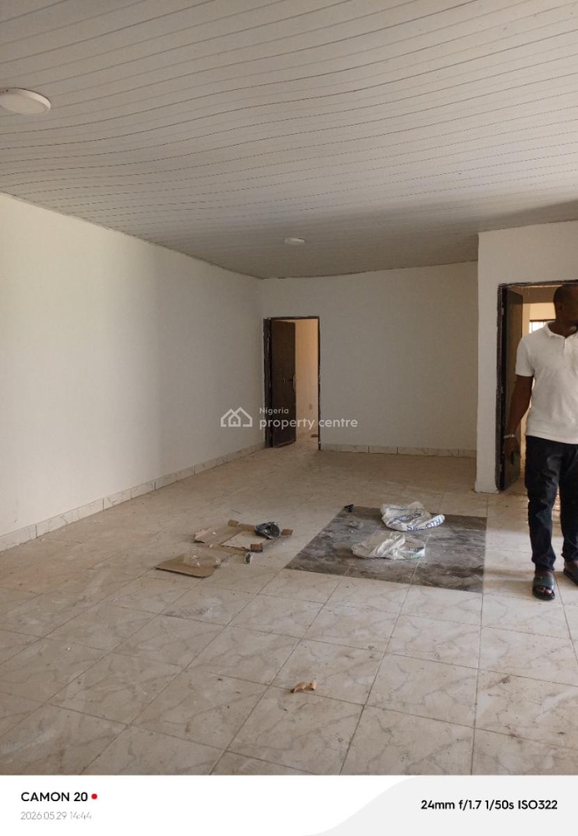 a  Newly Renovated 2bedroom in a Secure Estate, Greenville Estate, Badore Ajah, Badore, Ajah, Lagos, Flat / Apartment for Rent