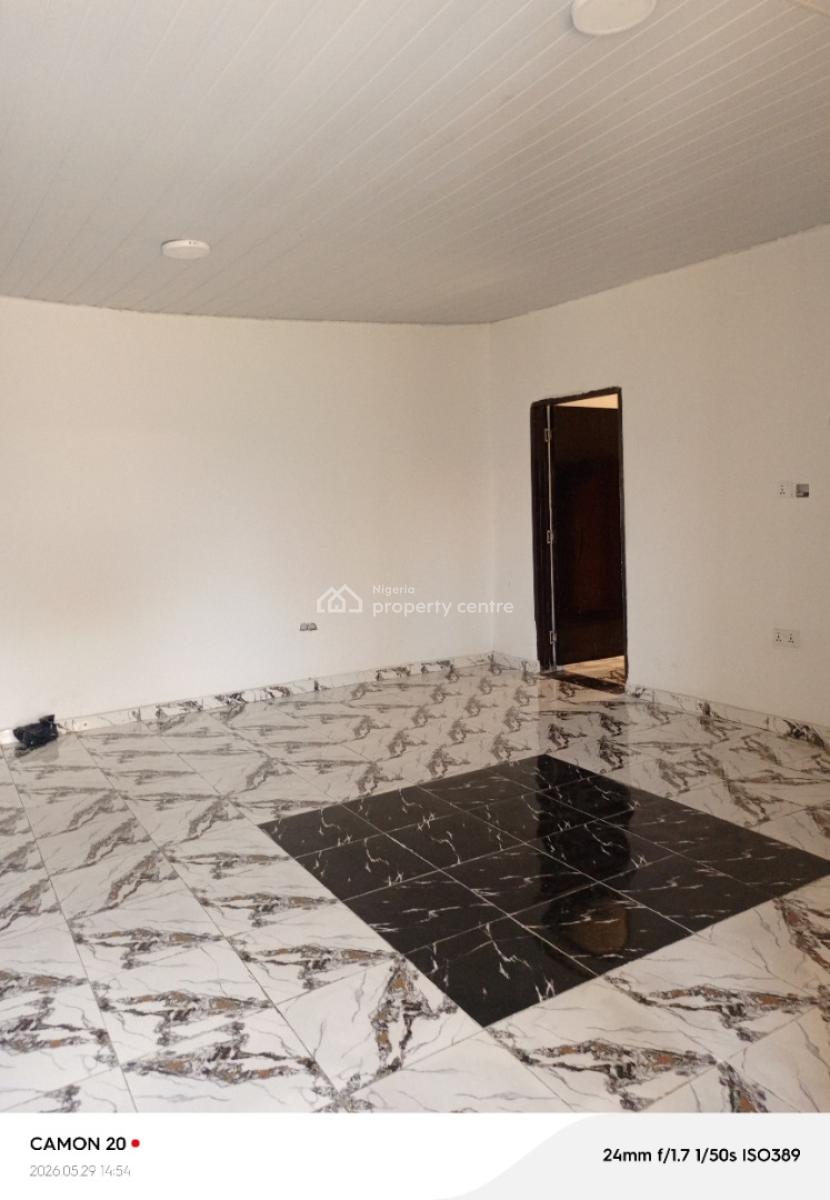 a  Newly Renovated 2bedroom in a Secure Estate, Greenville Estate, Badore Ajah, Badore, Ajah, Lagos, Flat / Apartment for Rent