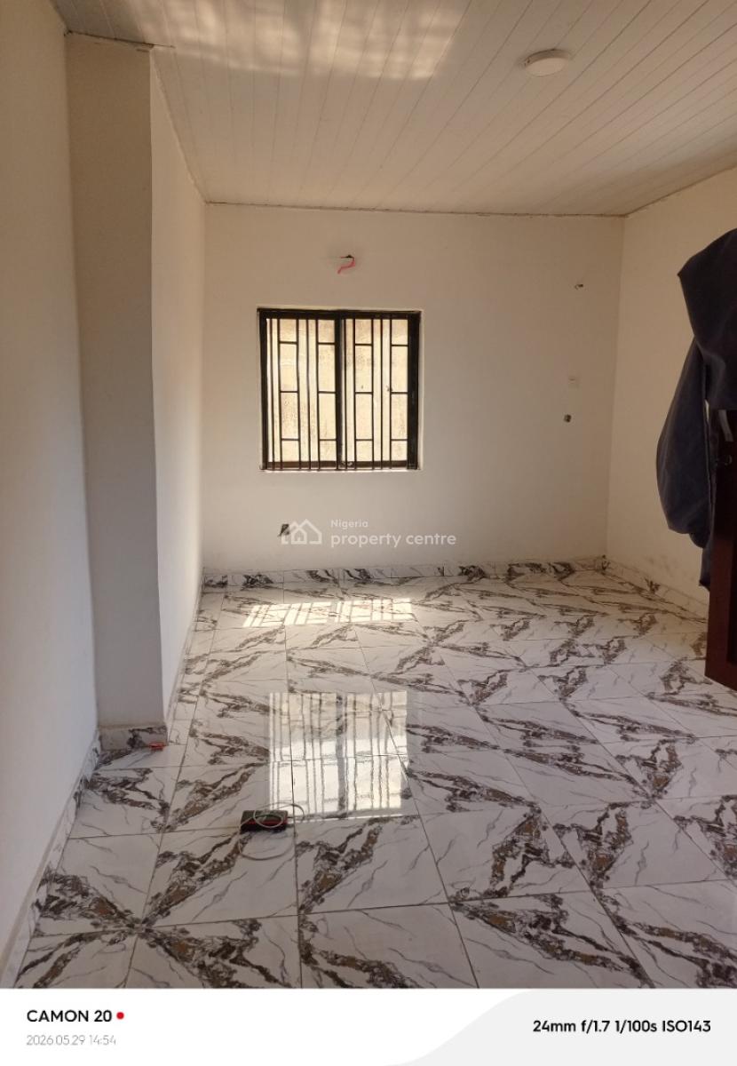 a  Newly Renovated 2bedroom in a Secure Estate, Greenville Estate, Badore Ajah, Badore, Ajah, Lagos, Flat / Apartment for Rent