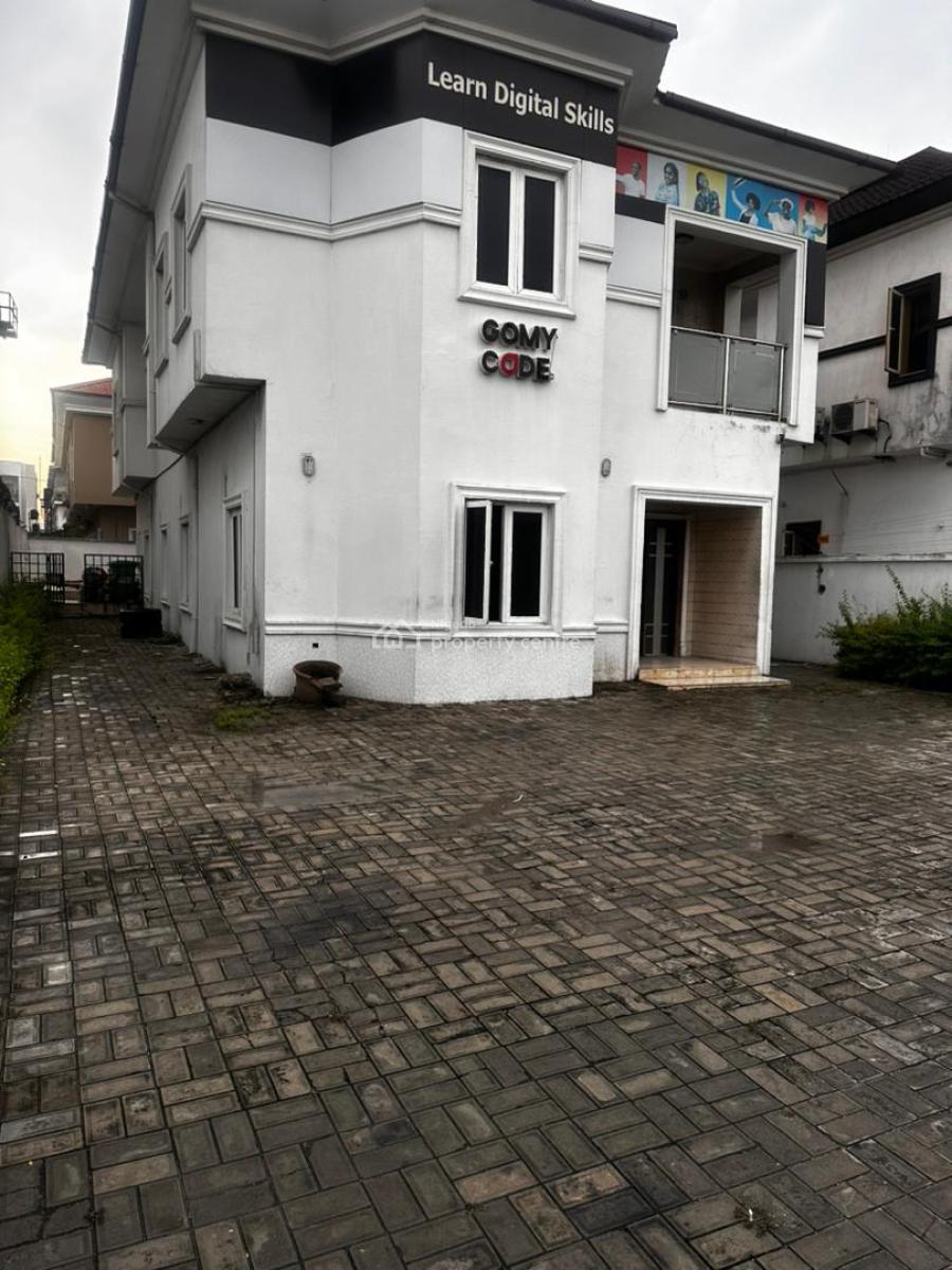 5 Bedroom Fully Detached with 2 Bq, Lekki Phase 1, Lekki, Lagos, Commercial Property for Rent