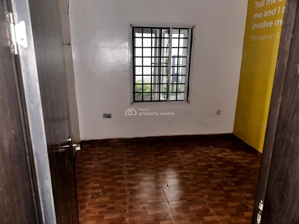 5 Bedroom Fully Detached with 2 Bq, Lekki Phase 1, Lekki, Lagos, Commercial Property for Rent