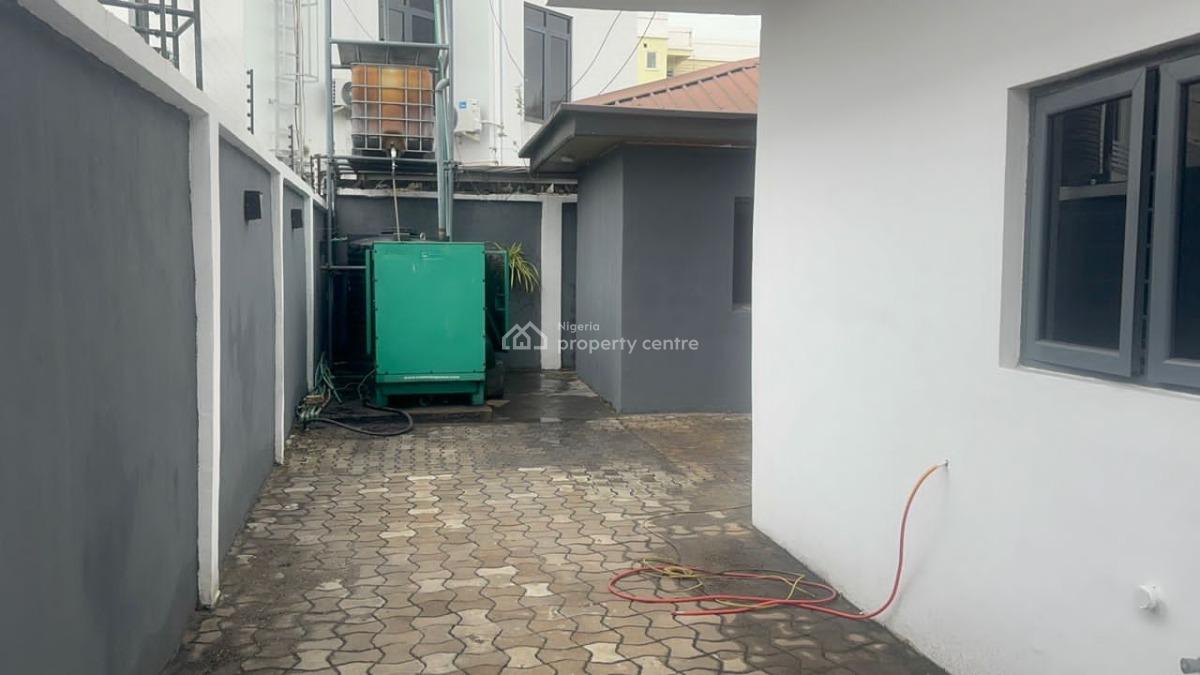 5 Bedroom Detached with 2 Bq, Lekki Phase 1, Lekki, Lagos, Detached Duplex for Rent
