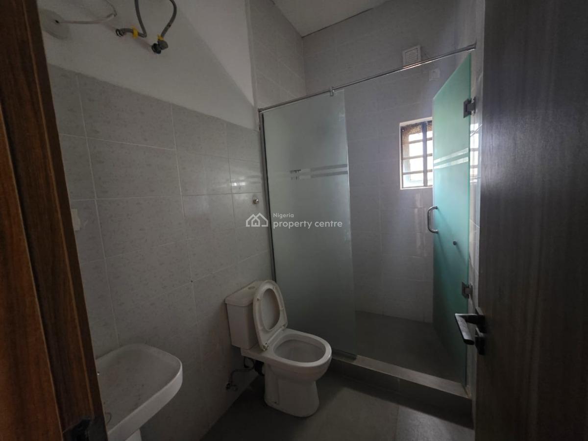 Amazingly Built 2  Bed Apartment with Elevator, Gym, Lekki Phase 1 Lagos, Lekki Phase 1, Lekki, Lagos, Flat / Apartment for Sale