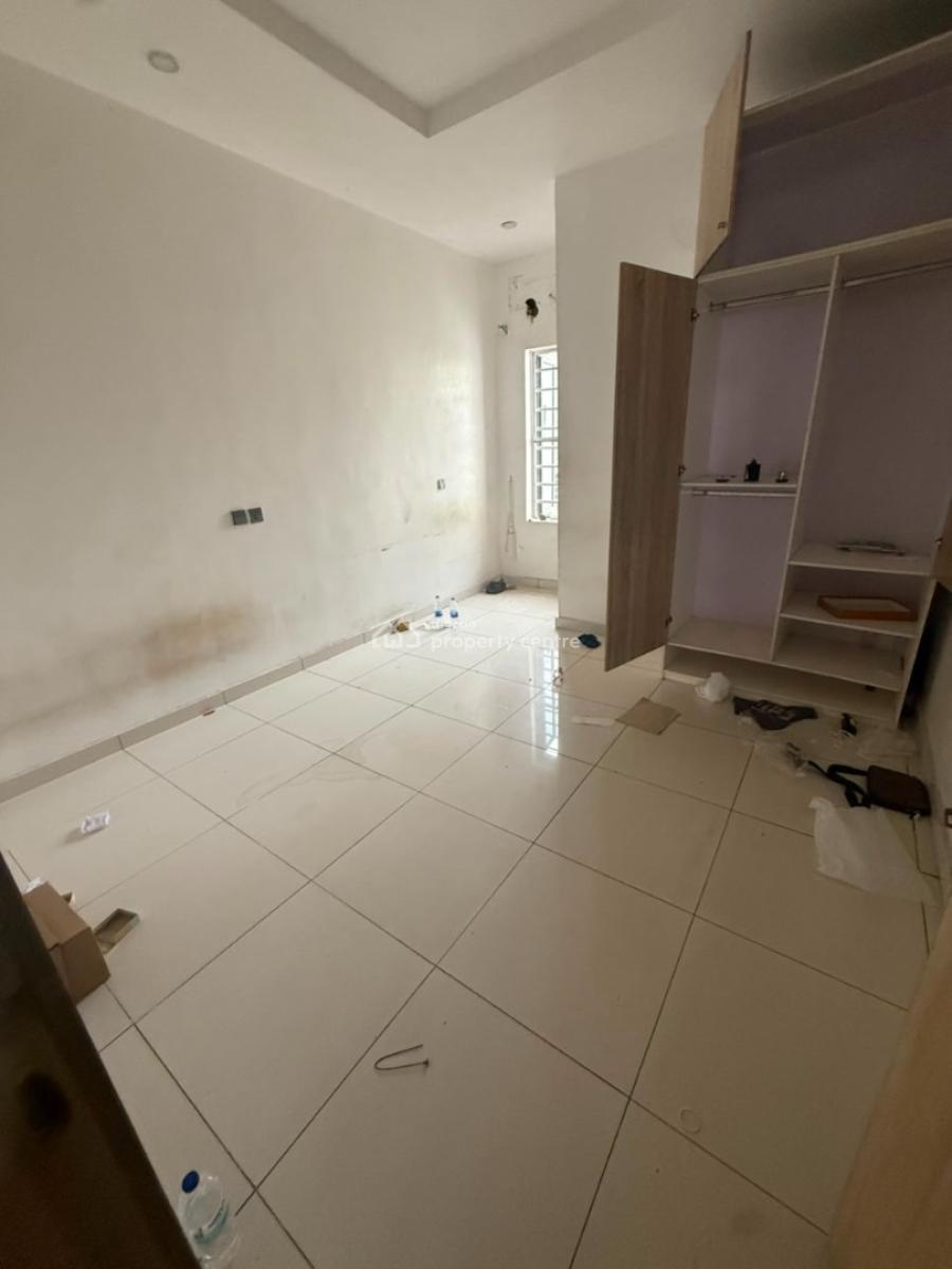 Sweet 4 Bedroom Terrace Duplex, Gra, Ikota, Lekki, Lagos, Flat / Apartment for Rent