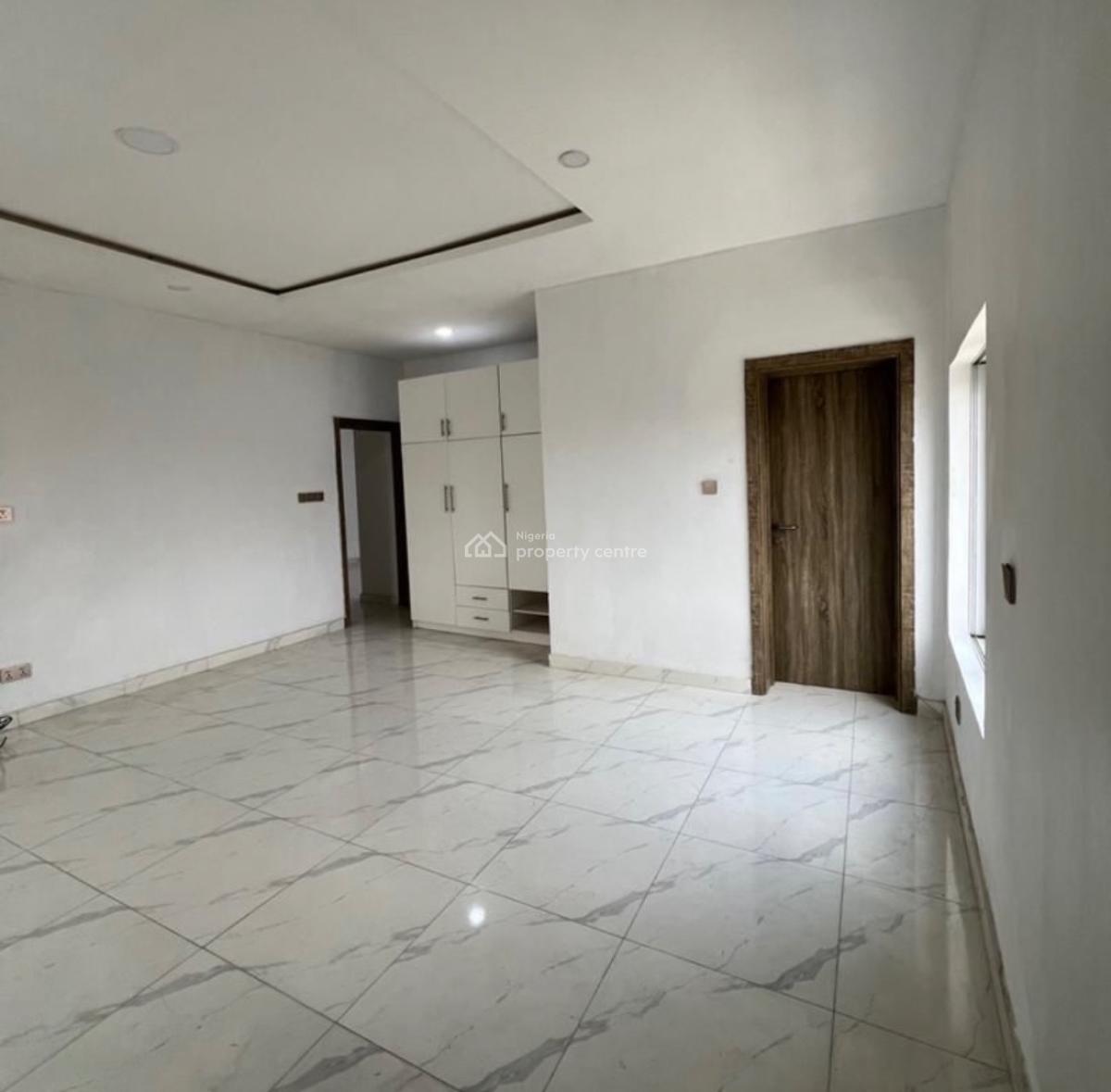 Spacious Serviced 3 Bedroom Apartment, Osapa, Lekki, Lagos, Flat / Apartment for Rent