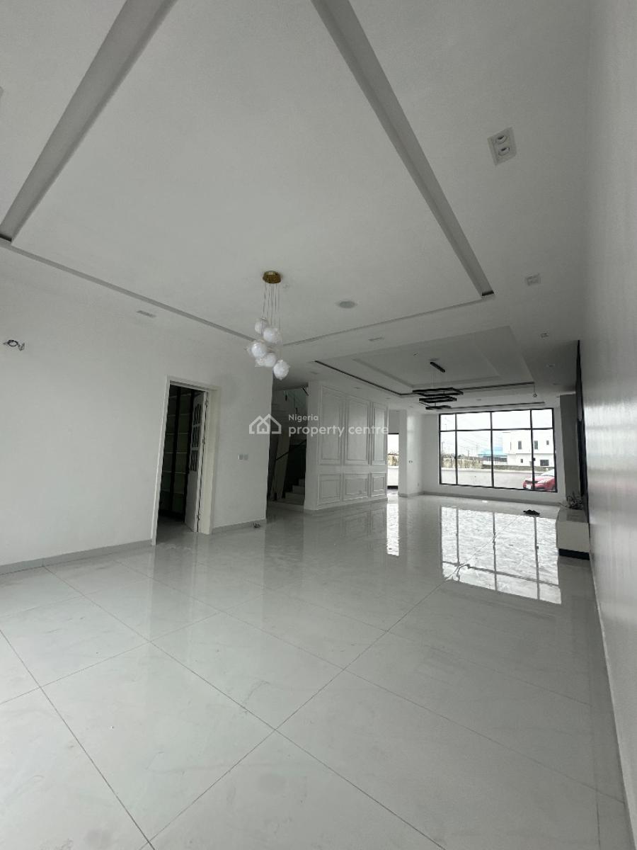 5bedrooms Detached Duplex Available, Royal Gardens Lekki, Lekki, Lagos, Semi-detached Duplex for Sale