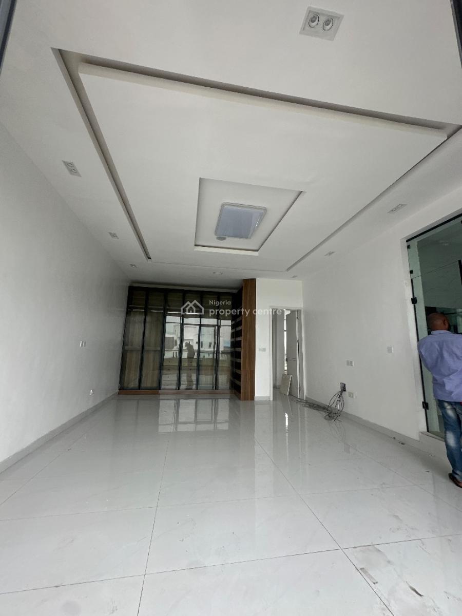5bedrooms Detached Duplex Available, Royal Gardens Lekki, Lekki, Lagos, Semi-detached Duplex for Sale