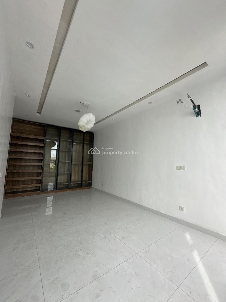 5bedrooms Detached Duplex Available, Royal Gardens Lekki, Lekki, Lagos, Semi-detached Duplex for Sale
