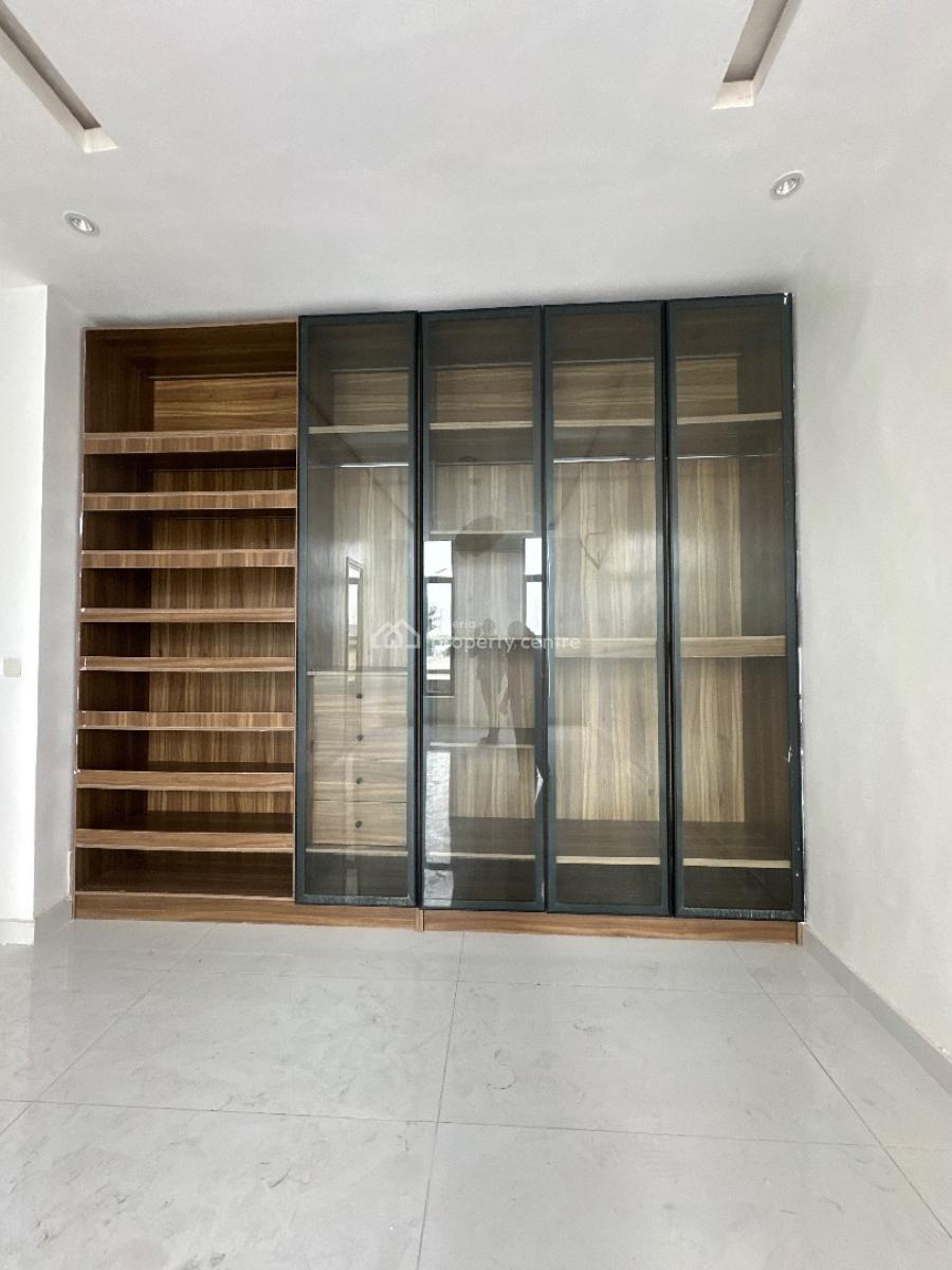 5bedrooms Detached Duplex Available, Royal Gardens Lekki, Lekki, Lagos, Semi-detached Duplex for Sale