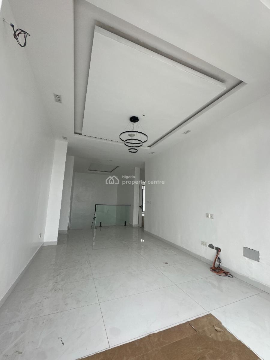 5bedrooms Detached Duplex Available, Royal Gardens Lekki, Lekki, Lagos, Semi-detached Duplex for Sale