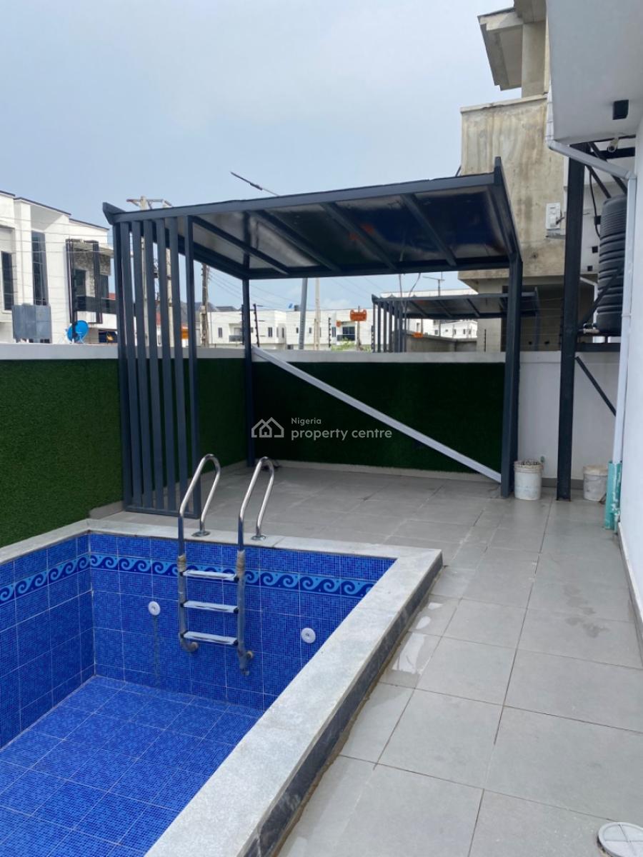 a Contemporary 5 Bedrooms Standard Alone Duplex, Lekki :gated Estate, Lekki Phase 1, Lekki, Lagos, Detached Duplex for Sale