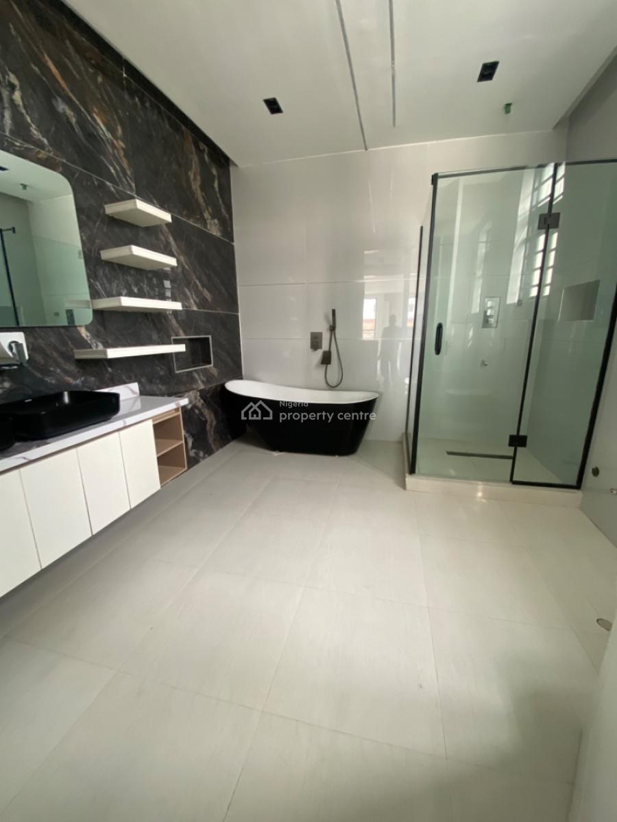 a Contemporary 5 Bedrooms Standard Alone Duplex, Lekki :gated Estate, Lekki Phase 1, Lekki, Lagos, Detached Duplex for Sale