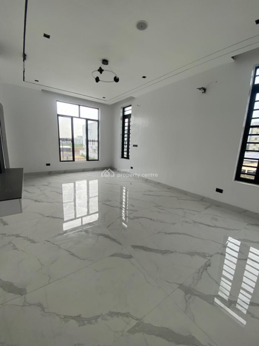 a Contemporary 5 Bedrooms Standard Alone Duplex, Lekki :gated Estate, Lekki Phase 1, Lekki, Lagos, Detached Duplex for Sale
