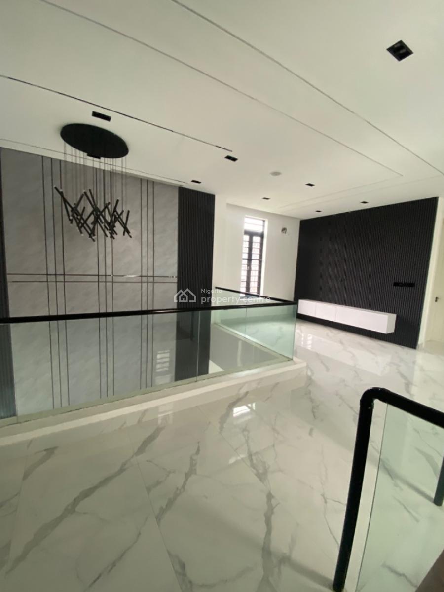 a Contemporary 5 Bedrooms Standard Alone Duplex, Lekki :gated Estate, Lekki Phase 1, Lekki, Lagos, Detached Duplex for Sale