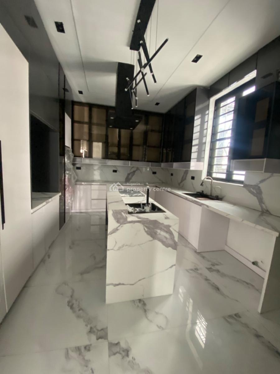 a Contemporary 5 Bedrooms Standard Alone Duplex, Lekki :gated Estate, Lekki Phase 1, Lekki, Lagos, Detached Duplex for Sale