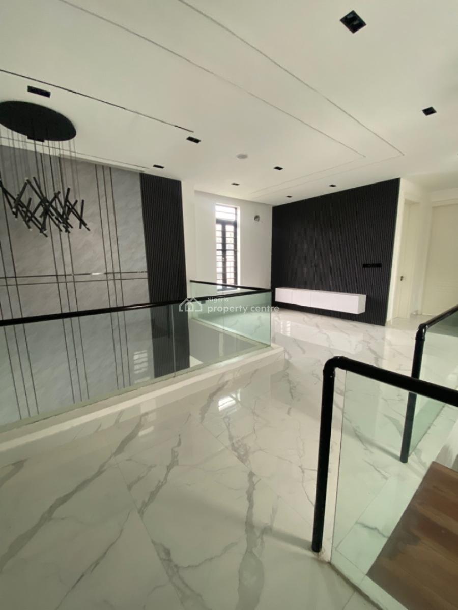 a Contemporary 5 Bedrooms Standard Alone Duplex, Lekki :gated Estate, Lekki Phase 1, Lekki, Lagos, Detached Duplex for Sale