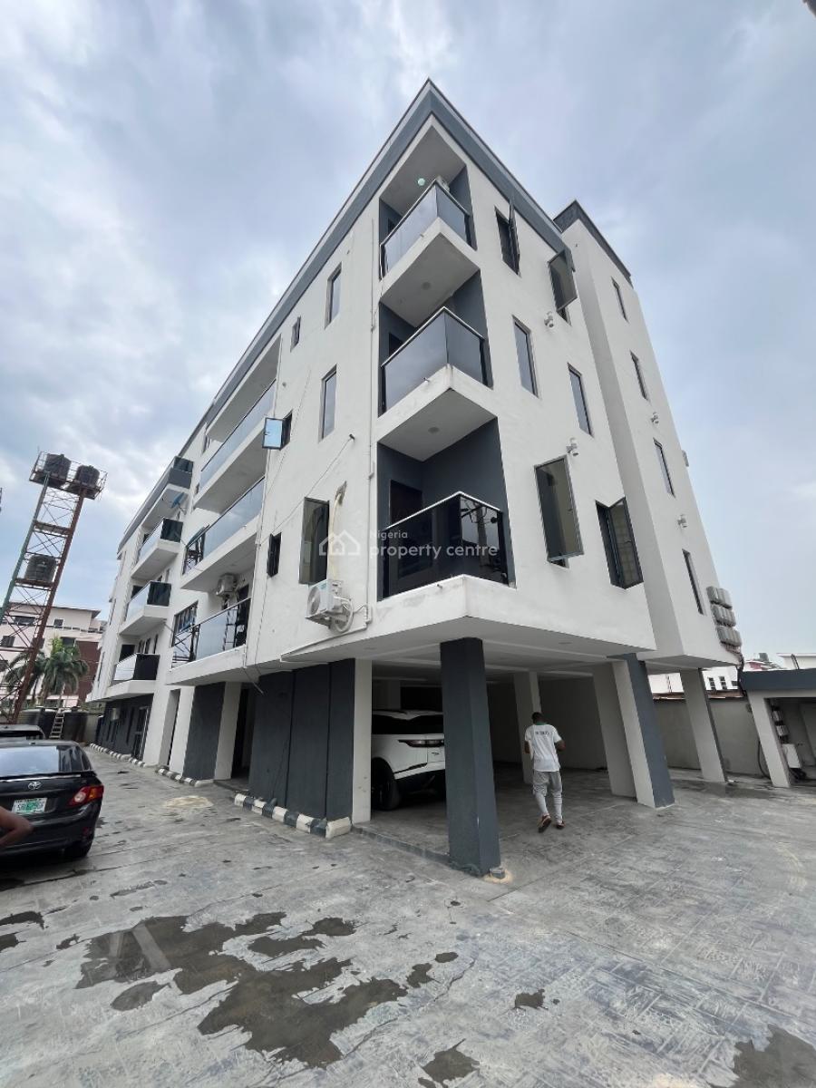 Spacious 3 Bedroom Apartment in a Secured and Flood Free Neighborhood., Ilasan, Ikate, Lekki, Lagos, Flat / Apartment for Rent