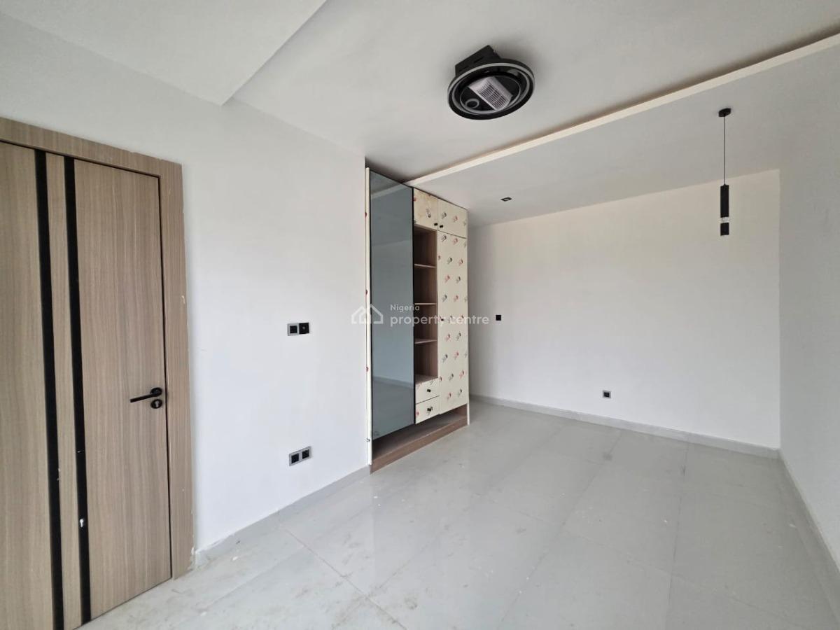 3 Bedroom Apartment with Elevator, Gym Swimming Pool and*️, Lekki Phase 1 Lagos, Lekki Phase 1, Lekki, Lagos, Flat / Apartment for Sale