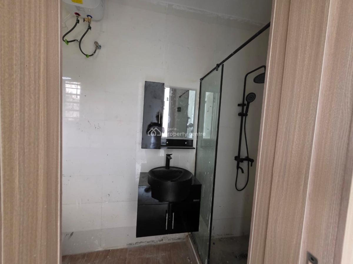3 Bedroom Apartment with Elevator, Gym Swimming Pool and*️, Lekki Phase 1 Lagos, Lekki Phase 1, Lekki, Lagos, Flat / Apartment for Sale
