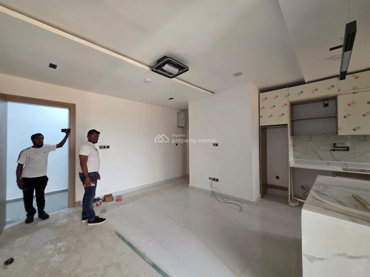 3 Bedroom Apartment with Elevator, Gym Swimming Pool and*️, Lekki Phase 1 Lagos, Lekki Phase 1, Lekki, Lagos, Flat / Apartment for Sale