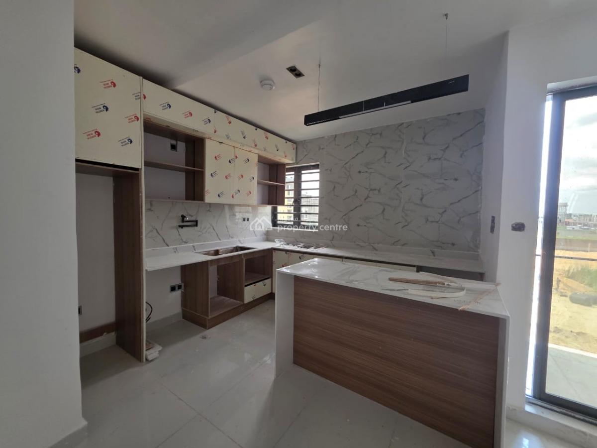 3 Bedroom Apartment with Elevator, Gym Swimming Pool and*️, Lekki Phase 1 Lagos, Lekki Phase 1, Lekki, Lagos, Flat / Apartment for Sale