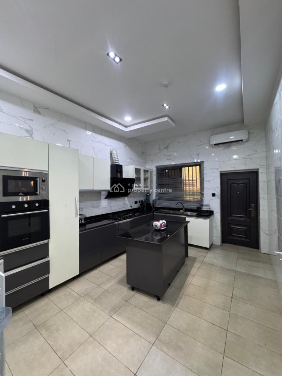 Self Compound Furnished 2bedroom Penthouse with Elevator, Parkview, Ikoyi, Lagos, Detached Duplex for Sale