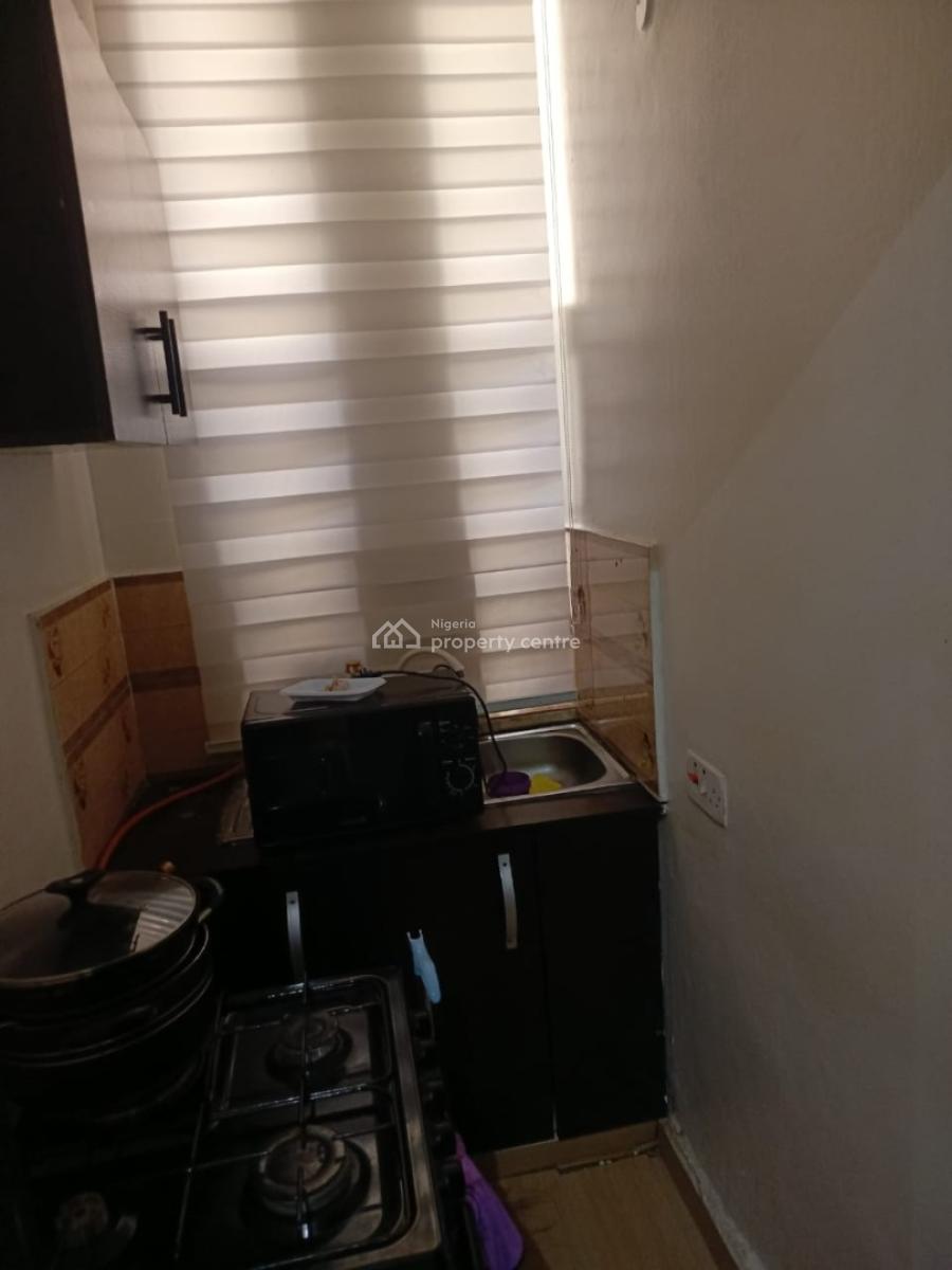 Unfurnished Single Serviced Roomself in Victoria Island, Off Eko Hotel, Victoria Island (vi), Lagos, Flat / Apartment for Rent