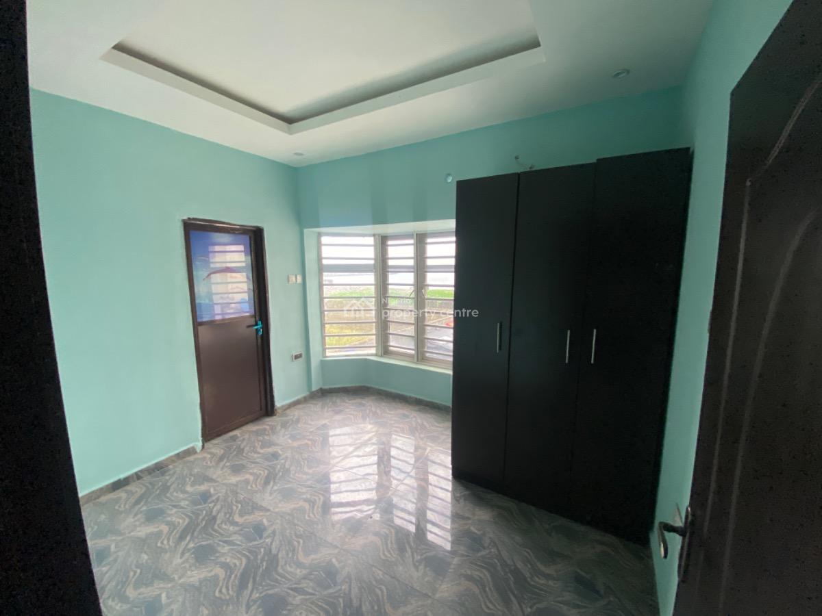 Serviced 2-bedroom Apartment, New Road, Opp Chevron, Lekki, Lagos, Flat / Apartment for Rent