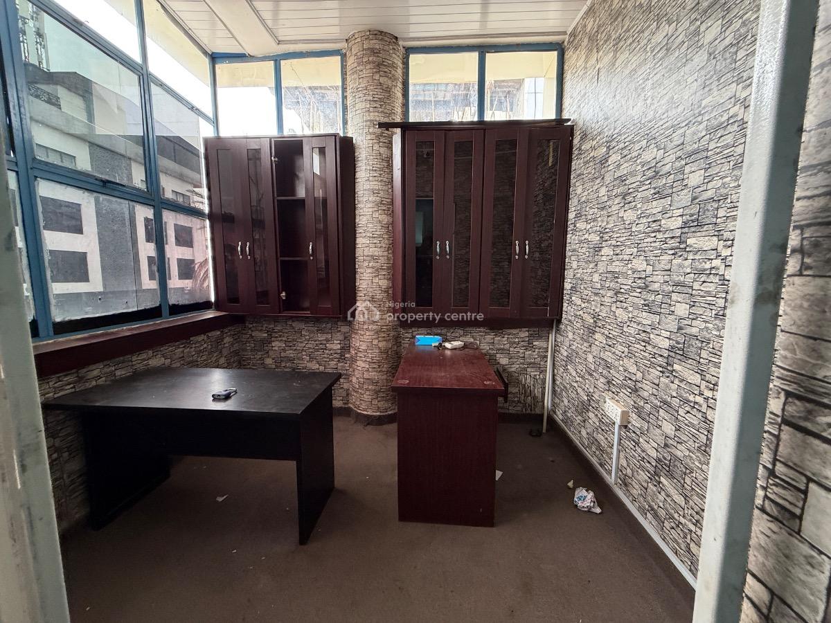 Office Space on The First Floor in a Prime Location, Wuse 2, Abuja, Office Space for Rent