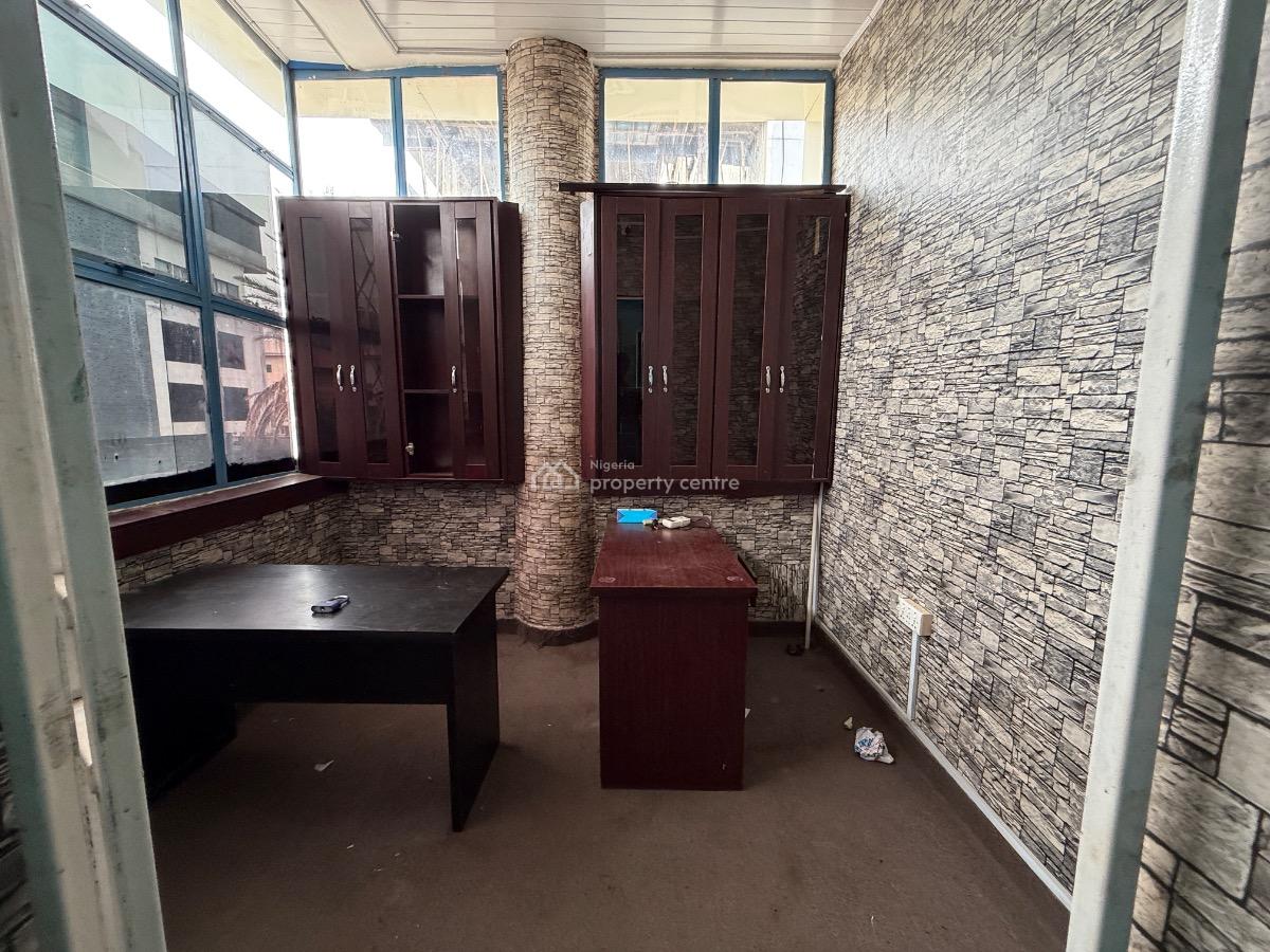 Office Space on The First Floor in a Prime Location, Wuse 2, Abuja, Office Space for Rent