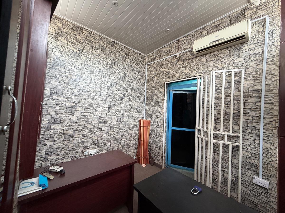 Office Space on The First Floor in a Prime Location, Wuse 2, Abuja, Office Space for Rent