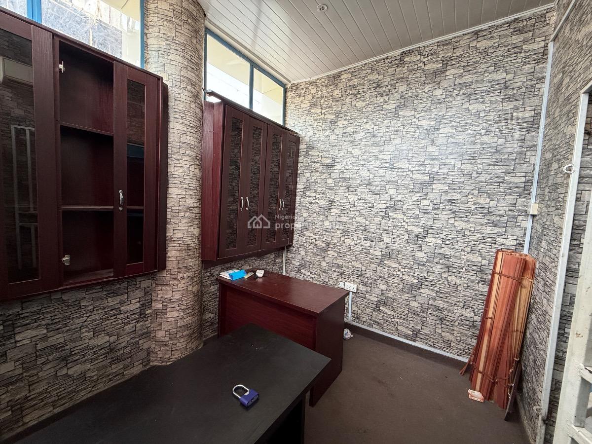 Office Space on The First Floor in a Prime Location, Wuse 2, Abuja, Office Space for Rent