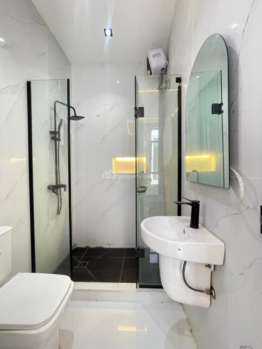 Built 5 Bed Detached House and Bq*️, Chevron Lekki Lagos, Lekki, Lagos, Detached Duplex for Sale