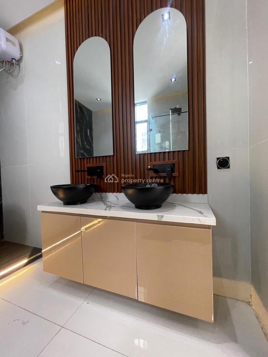 Built 5 Bed Detached House and Bq*️, Chevron Lekki Lagos, Lekki, Lagos, Detached Duplex for Sale