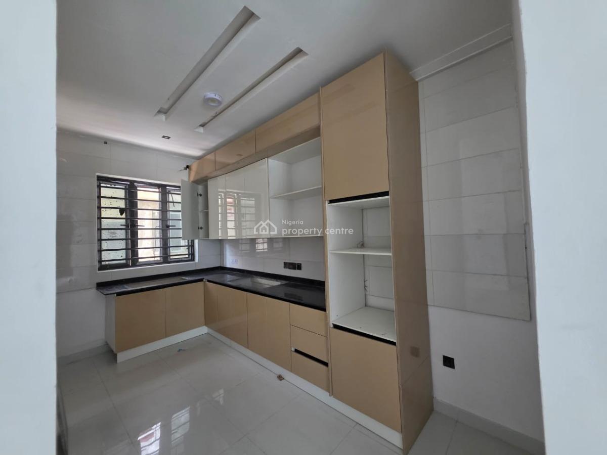 Amazingly Built 2  Bed Apartment with Swimming Pool Gym ️, Vgc Extension Lekki Lagos, Vgc, Lekki, Lagos, Flat / Apartment for Sale