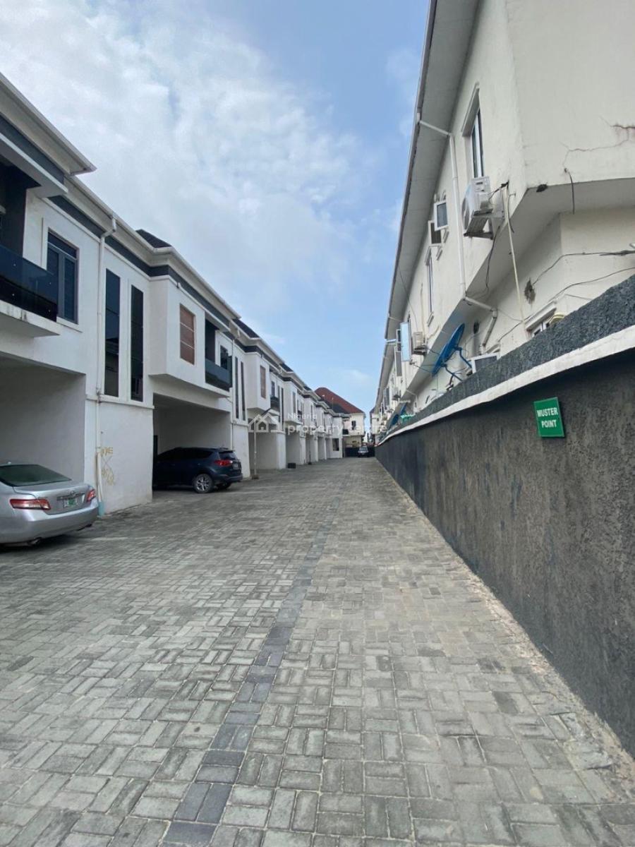 Furnished Mini Flat, Roya Pine Gate One ,orchid Road Lekki, Lekki Phase 2, Lekki, Lagos, Mini Flat (room and Parlour) for Rent
